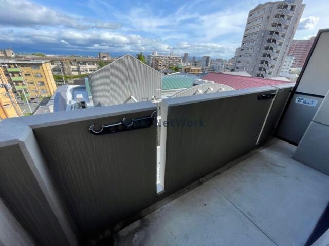 物件内観写真13　(左右反転同型タイプ　現況優先)