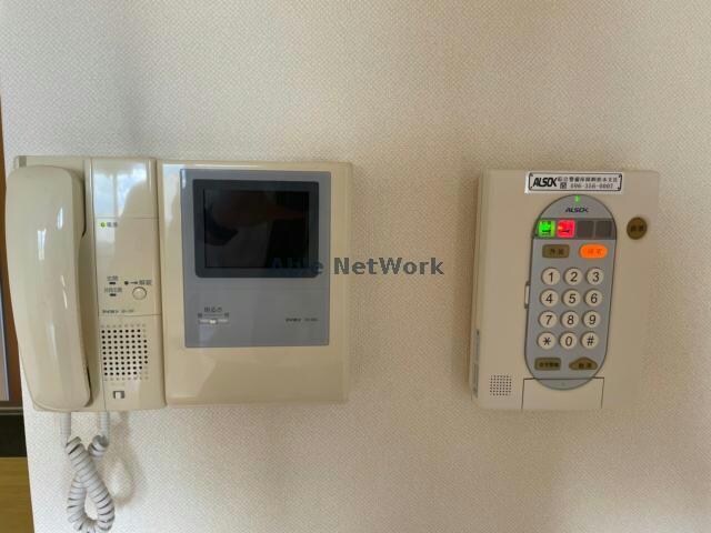 物件内観写真15　(左右反転同型タイプ　現況優先)