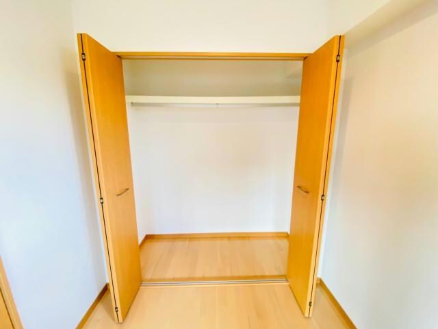 物件内観写真7　(同型　現況優先)