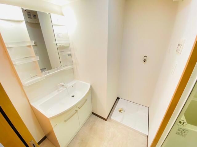 物件内観写真9　(同型　現況優先)