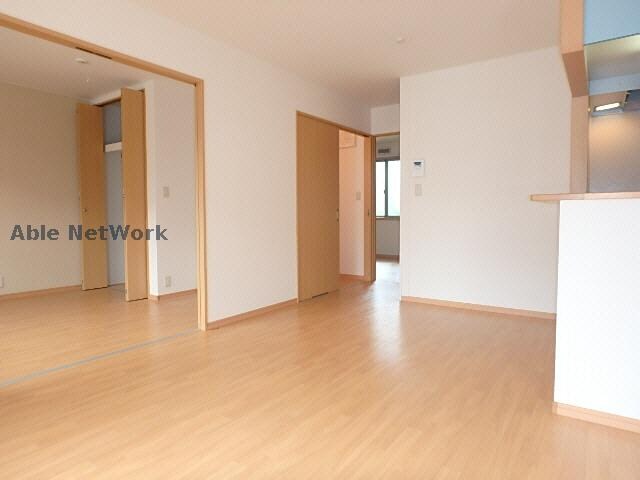 物件内観写真5　(別号室写真・現況優先)