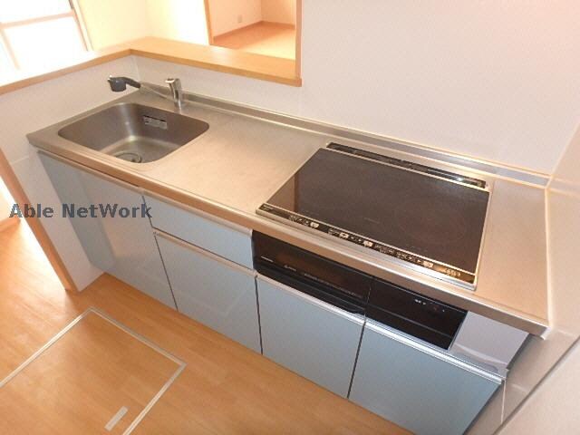 物件内観写真8　(別号室写真・現況優先)