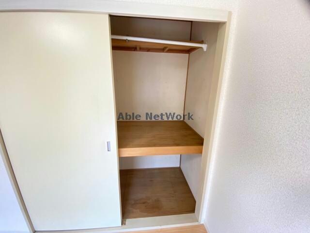 物件内観写真4　(同型　現況優先)