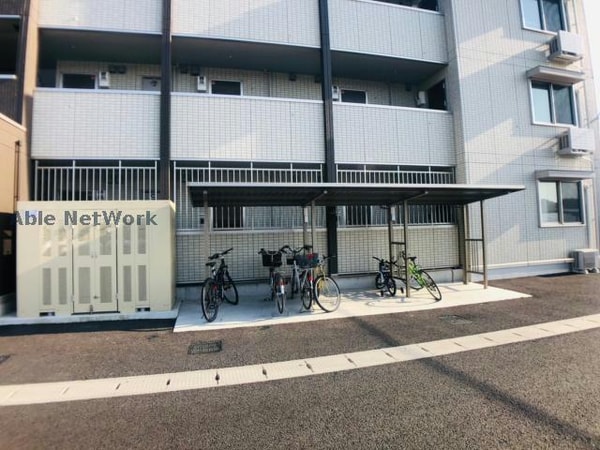 駐輪場
