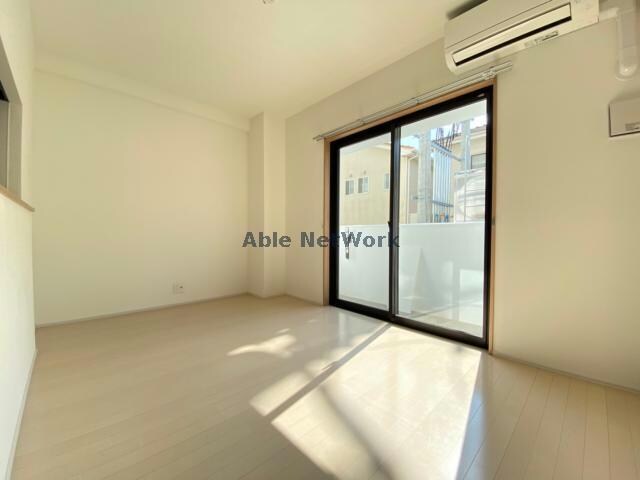 物件内観写真5　(同型　現況優先)