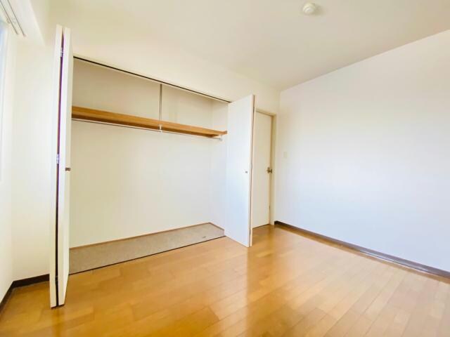 物件内観写真6　(※同型、現況優先)