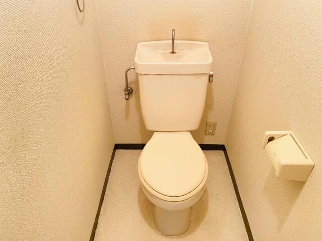 物件内観写真11　(※同型、現況優先)