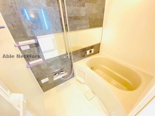 バス／シャワールーム等(※同型)