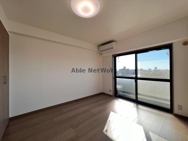 物件内観写真12　(同型　現況優先)