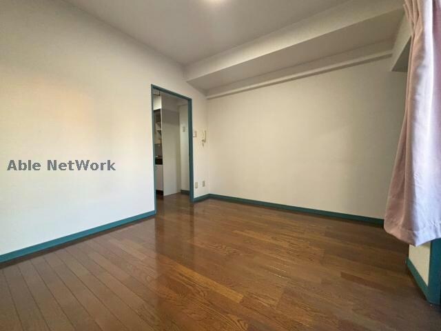 物件内観写真6　(別号室写真・現況優先)