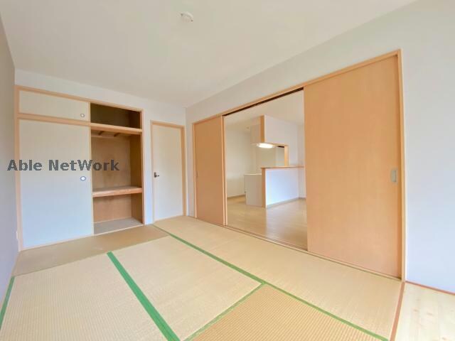 物件内観写真4　(※同型)