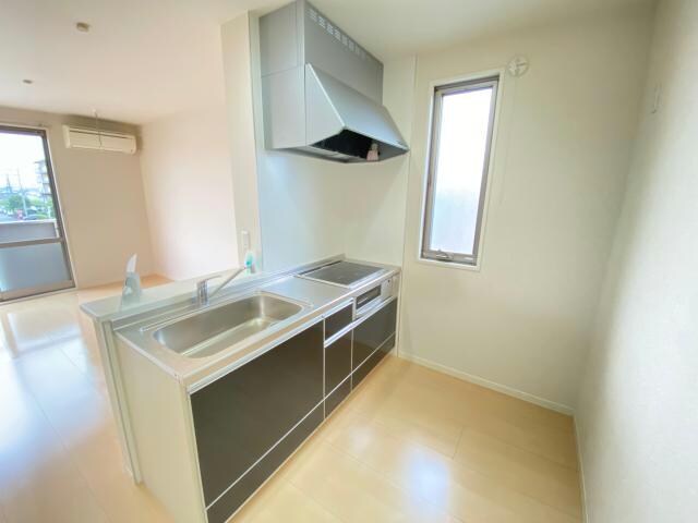 物件内観写真8　(※同型、現況優先)