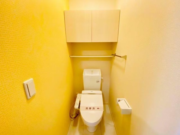 トイレ(同物件　反転タイプ)