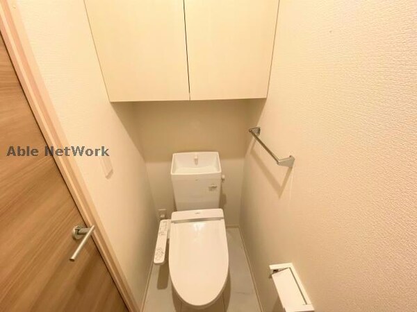 トイレ(別号室写真・現況優先)