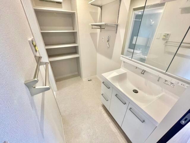 物件内観写真9　(同型　現況優先)