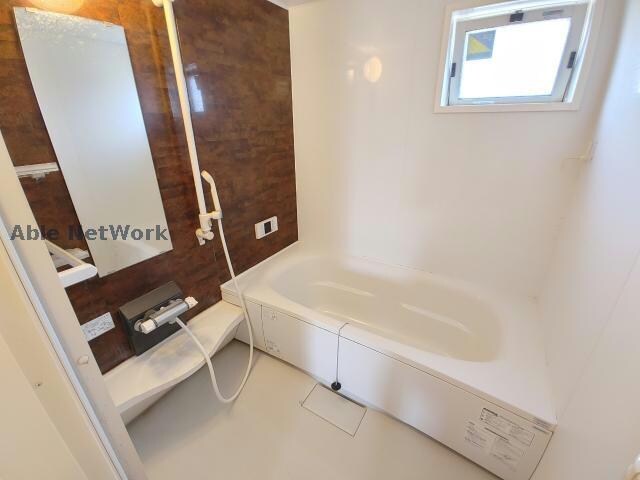 物件内観写真9　(同型反転タイプ)