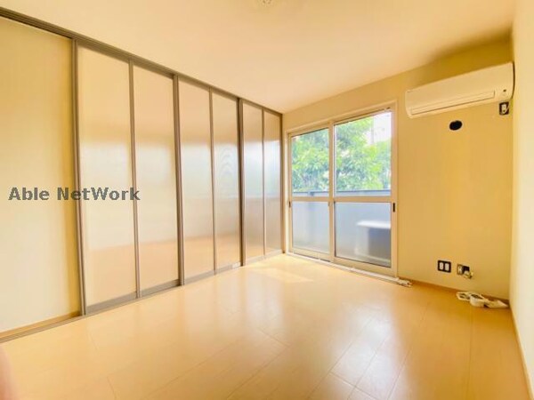 リビングダイニング