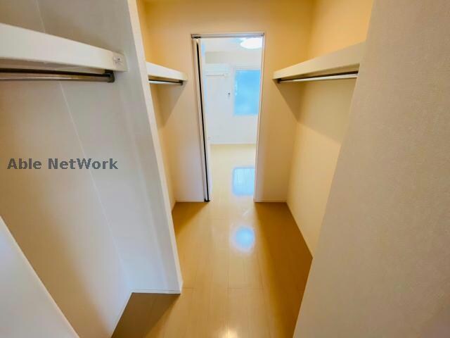 物件内観写真3　(同型モデル)