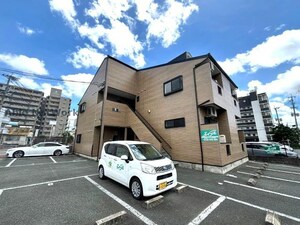 グランドゥール県立大南外観写真