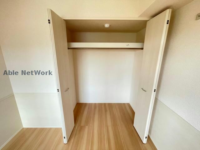 物件内観写真5　(※同型反転タイプ)