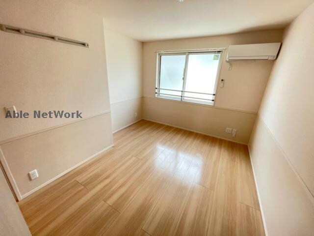 物件内観写真6　(※同型反転タイプ)