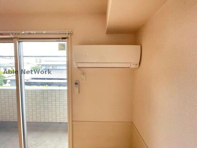 物件内観写真12　(※同型反転タイプ)