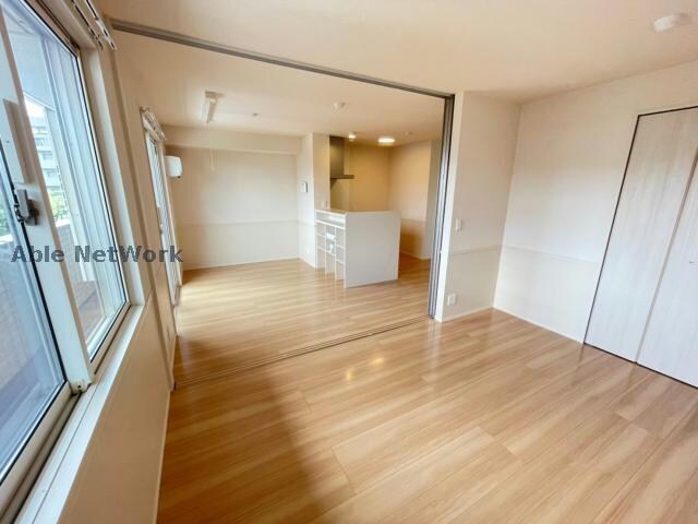 物件内観写真15　(※同型反転タイプ)