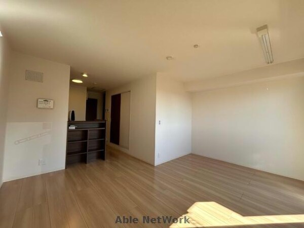 リビングダイニング