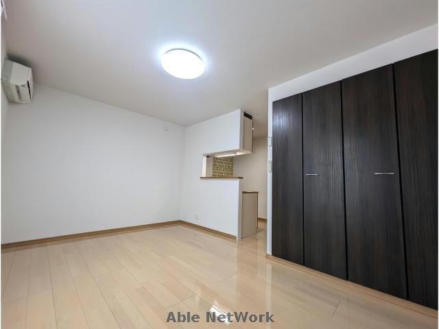 物件内観写真5　(反転タイプ・現況優先)