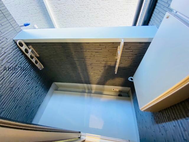 物件内観写真17　(同型別号室)