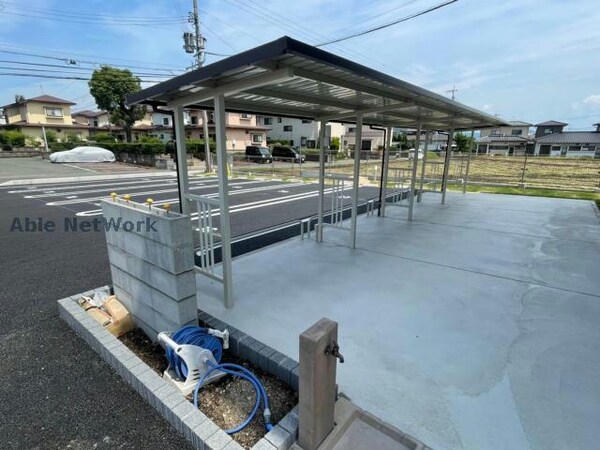 駐輪場