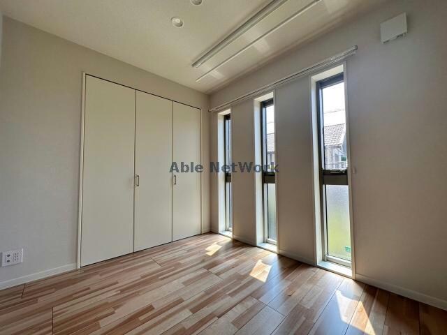 物件内観写真6　(同型　現況優先)