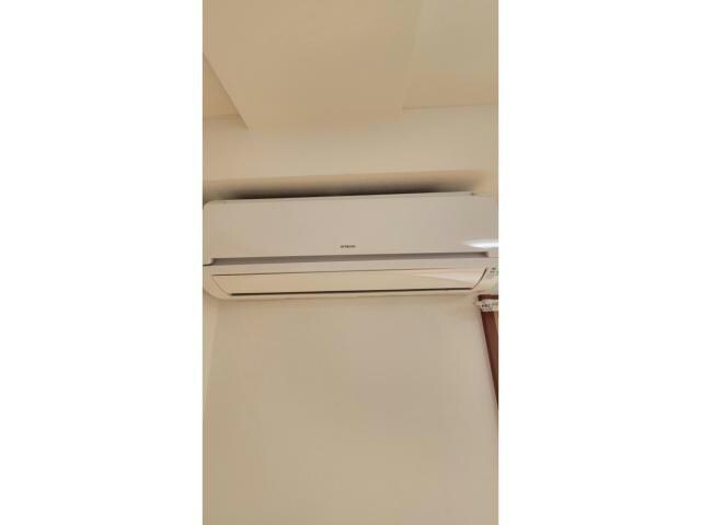 物件内観写真7　(リビングエアコン)