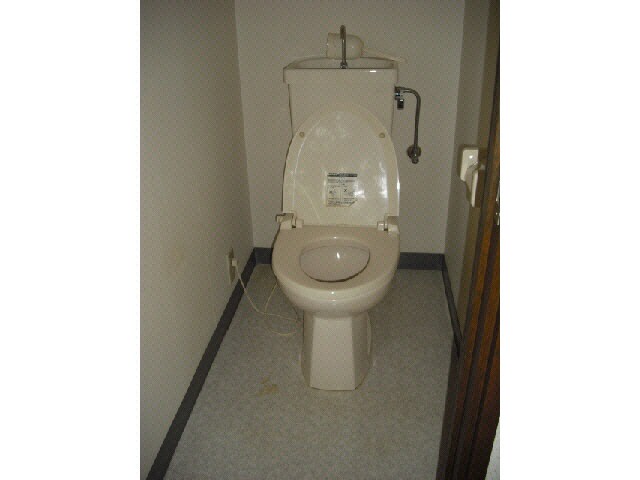 物件内観写真5　(トイレ)