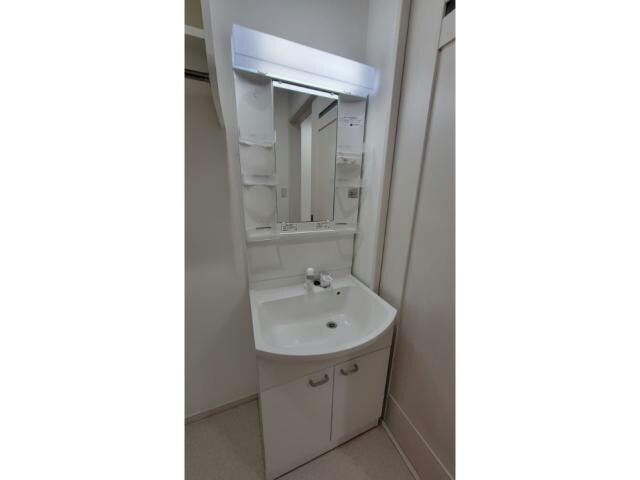 物件内観写真19　(洗面台)