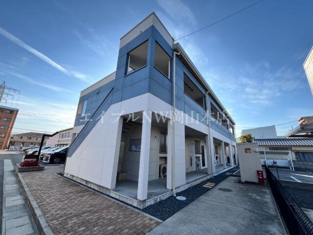 物件外観写真2　(外観写真（昼）)