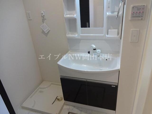 物件内観写真8　(洗髪洗面化粧台（イメージ）)