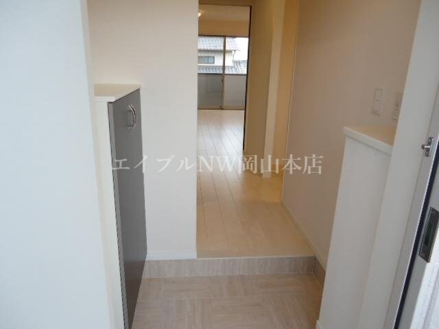 物件内観写真16　(玄関（イメージ）)