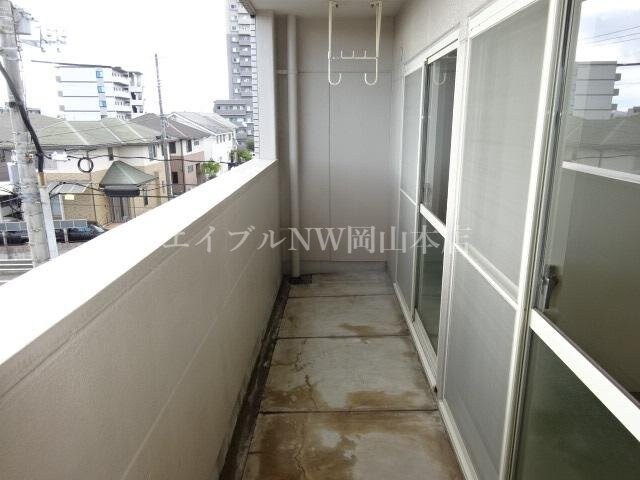 物件内観写真15　(ベランダ)