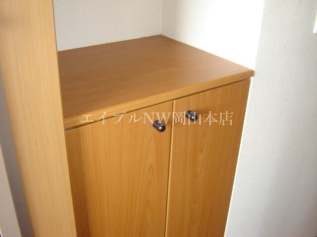 物件内観写真24　(収納)