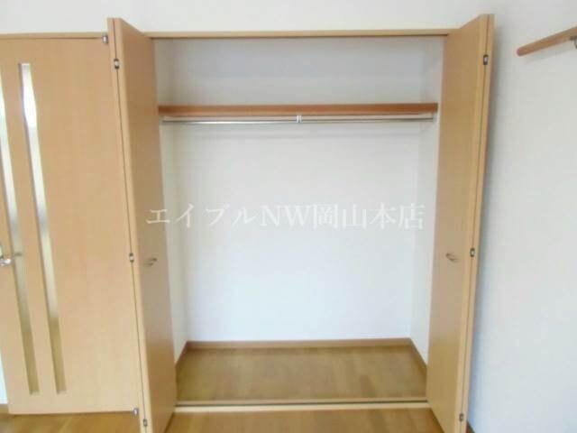 物件内観写真10　(クローゼット)