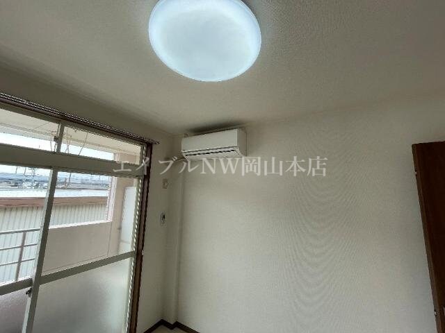 物件内観写真17　(エアコン)