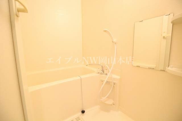 物件内観写真9　(お風呂)