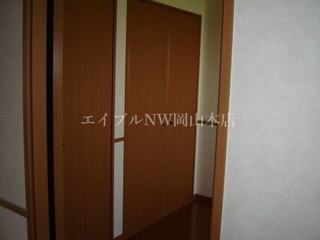 物件内観写真22　(収納)