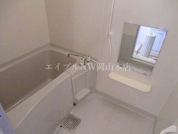 バス／シャワールーム等(バス／シャワールーム等)