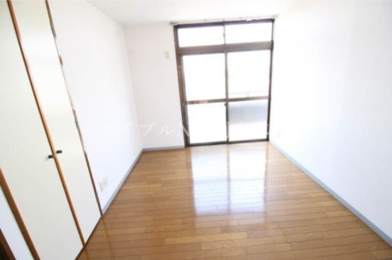 物件内観写真18　(洋室)