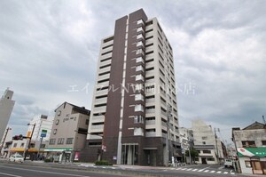 エンヴィーズライフ岡山大雲寺前外観写真
