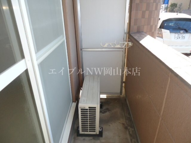 物件内観写真12　(ベランダ)