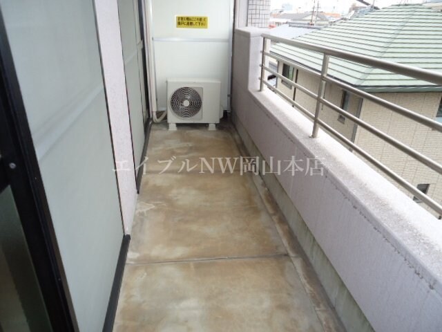 物件内観写真14　(ベランダ)