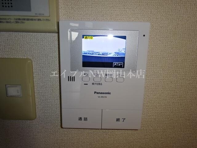 物件内観写真15　(カメラ付インターホン)